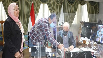 فودة يصدق علي قرارات تصالح علي مخالفات البناء لأهالي مدينة شرم الشيخ