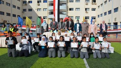 حزب مستقبل وطن يكريم الطلاب الفائزين بمسابقة أوائل الطلبة بالقاهرة الجديدة