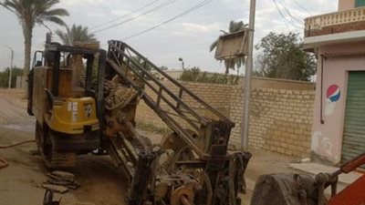 محافظ الإسماعيلية يوجه بإنشاء شبكة تجفيف للصرف الصحي في فنارة