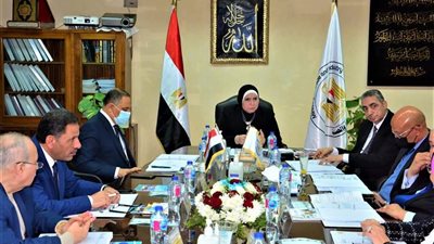جامع تترأس الاجتماع الأول للهيئة العامة لتنفيذ المشروعات الصناعية والتعدينية