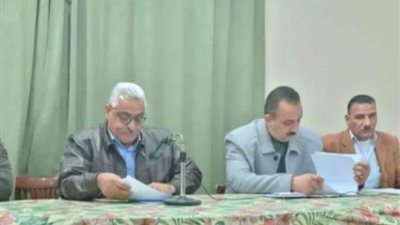 رئيس مدينة الزقازيق يطالب الوحدات المحلية بإزالة مخالفات المبانى فى المهد