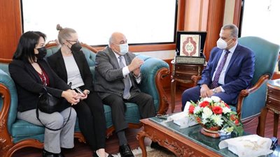 الفقي يستقبل وفد الوكالة الأمريكية للتنمية الدولية لبحث مشروعات الدعم الفني لمياه الشرب والصرف الصحي