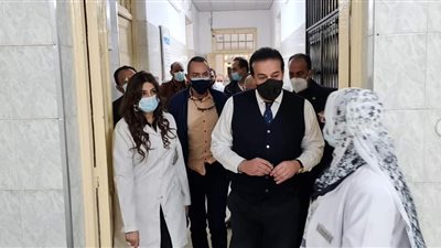 وزير التعليم العالي والقائم بعمل وزير الصحة يتفقد مستشفى الرمد بأسيوط