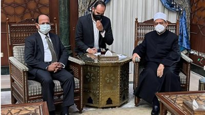 سفير باكستان بالقاهرة يلتقي فضيلة شيخ الأزهر