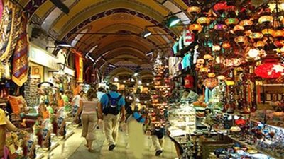 بائع بالسوق السياحي بالأقصر: أتمنى زيادة أعداد السياحة الداخلية