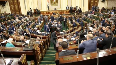 رفع الجلسة العامة للبرلمان والعودة للانعقاد غدًا