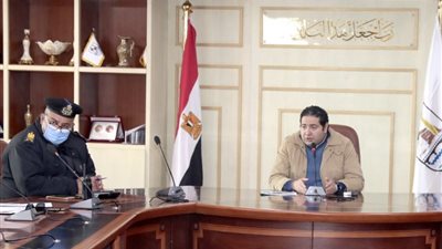 نائب محافظ بني سويف يوجه بوقف التعديات على أراضي شركات القطاع العام