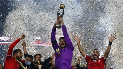 الأهلي يحتفل باللحظات المضيئة فى عام 2021.. فيديو