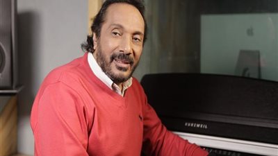 للأسف غلطت.. علي الحجار يكشف موقف جمعه بالموسيقار محمد عبد الوهاب