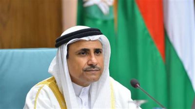 البرلمان العربي : ميليشيا الحوثي تتمادى في تهديد الملاحة البحرية بالسطو المسلح على سفينة الشحن الإماراتية