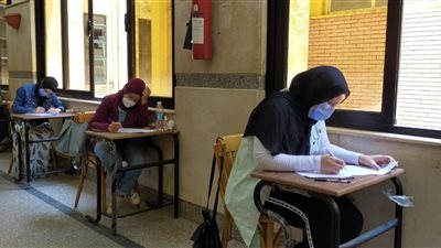 بدء امتحانات التيرم الأول لطلاب الدراسات العليا بآداب عين شمس
