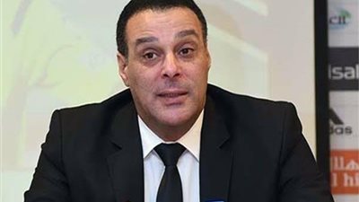 عبدالفتاح يكشف موقف الحكام المصابين بكورونا في كأس الأمم