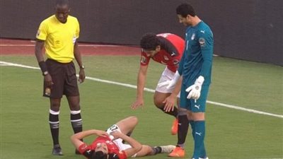قرار مهم من الاهلى بعد اصابة اكرم توفيق بقطع في الرباط الصليبي