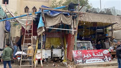 أمن السويس يحرر شارعي يحيى والفلانك من الباعة الجائلين