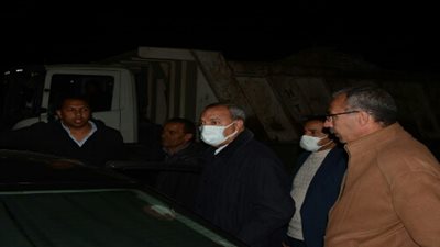 محافظ القليوبية يتابع حملة ازالة تراكمات القمامة والرتش بالجبل الأصفر بالخانكة.. صور