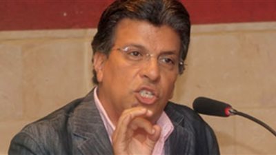 خالد منتصر: الطبيب أعطى وائل الإبراشى 
