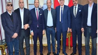 مجلس النادي المصري الجديد يزور معسكر الفريق ويؤكد على مؤازرة الجهاز الفني واللاعبين