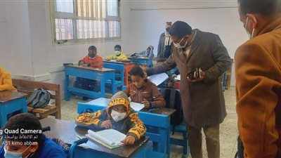 رئيس غارب يتفقد لجان امتحانات الفصل الدراسى الاول بمدارس المدينة