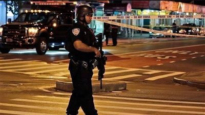 مسلح يحتجز رهائن في كنيس يهودي بتكساس الأمريكية