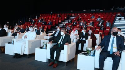 وزيرة الصناعة تشارك فى ندوة 