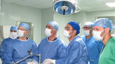 الرعاية الصحية: نجاح 4 عمليات كبرى والأولى من نوعها بقسم المناظير الجراحية بمستشفى التضامن ببورسعيد