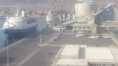 تداول 87123 طن بضائع و 406 شاحنة بموانئ البحر الأحمر