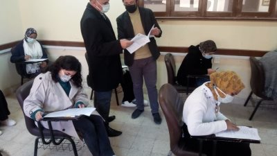 رئيس جامعة الأقصر يتفقد سير الامتحانات بكلية الآثار وسط إجراءات احترازية مشددة