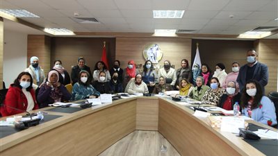 مايا مرسي تلتقى برائدات الأعمال المشاركات فى ورشة 