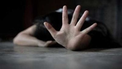 مدير المستشفى..عشق الممرضة وحاول اغتصابها