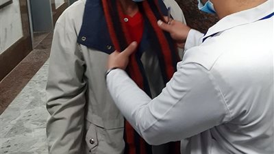كوفيات هدية لمنتفعي مركز طب أسرة المحسمة بالإسماعيلية ..صور