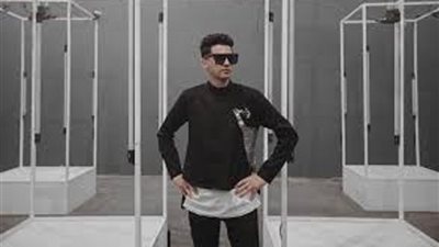 مصطفى عنبه يحصل على تصريح 