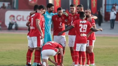 الاهلى يقرر: 50 ألف جنيه غرامة علي أي لاعب يخالف التعليمات