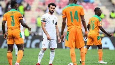 الإيقاف يُهدد منتخب مصر قبل مواجهة المغرب فى الكان