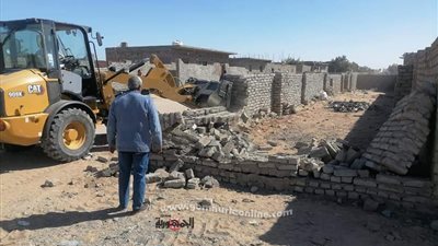 إزالة ٩٥٢.٧٩ م٢ تعدى على أملاك الدولة بمدينة الشلاتين