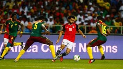 صدمة .. الكاف يقرر إقامة مباراة مصر والكاميرون على ملعب ضحايا الجماهير
