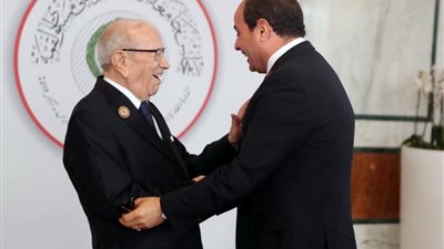 الرئيس التونسى يعرب عن شكره وتقديره للرئيس السيسى والشعب المصرى