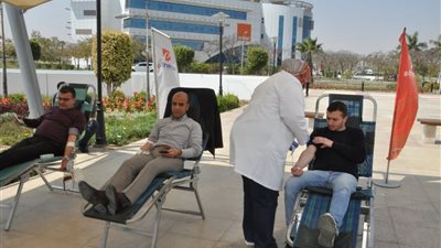 إي فينانس تطلق حملة للتبرع بالدم في 6 مستشفيات