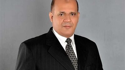 طارق متولي: يجب على القطاع الخاص الالتزام بقرارات السيسي برفع الاجور