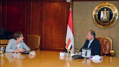 نصار: إفتتاح مشروع مصري فنلندى قريبا لإنتاج مواد التغليف