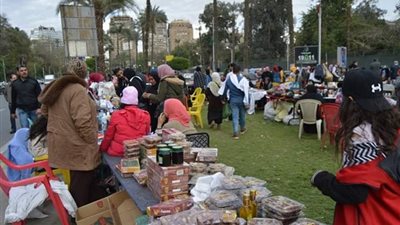50 عارضاً يقدمون منتجاتهم في معرض للأسر المنتجة بجنوب الجيزه