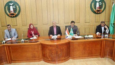 محافظ المنوفية: استمرار الجولات الميدانية بالقري للاستماع لمطالب المواطنين