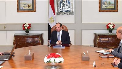 الرئيس يتابع الموقف التنفيذى للمشروعات القومية الخاصة بقطاع الاتصالات وتكنولوجيا المعلومات