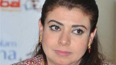 هجوم نارى من رواد التواصل الاجتماعى على الفنانة نشوى مصطفى