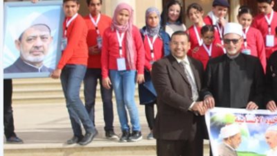طلاب الأزهر والكنيسة بمطروح في زيارة مشتركة لمسجد وكاتدرائية العاصمة الإدارية الجديدة