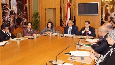 مايا مرسى تشارك فى اجتماع وزارة الخارجية لمناقشة أهم القضايا التى تهم المرأة في الدول الاسلامية