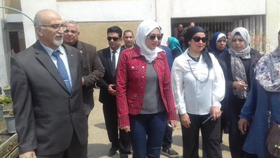 نائب محافظ القليوبية تتفقد زراعات اسطح المدارس بإدارة القناطر الخيرية