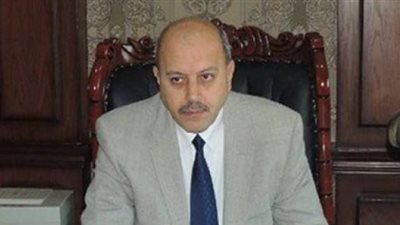 تاجر يضرم النار في سيارة بائع بسبب الخلافات المالية