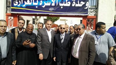 مسعود يتابع أعمال المبادرة الرئاسية بفاقوس والصالحية