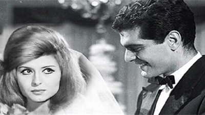 اشاعة حب .. حكاية ارتباط عمر الشريف بسهير رمزى