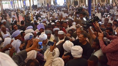 إنهاء الخصومة الثأرية بين أبناء العمومة من عائلتى الوهباب والدرمساب